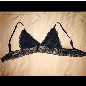 Black lace bra